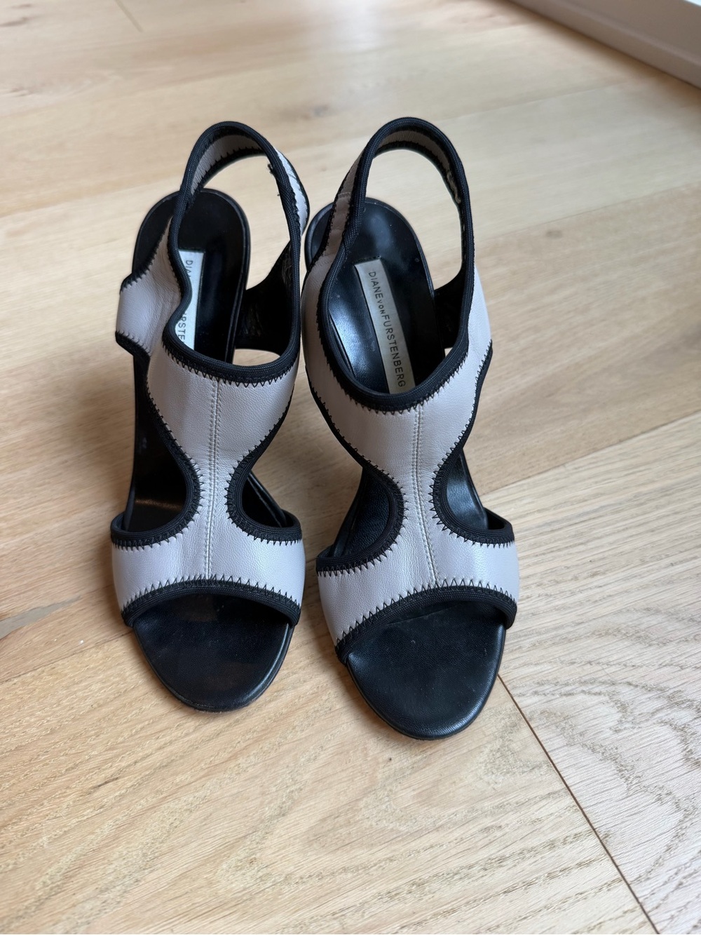 Diane von Furstenberg Black and beige Cutout Slingback Sandals